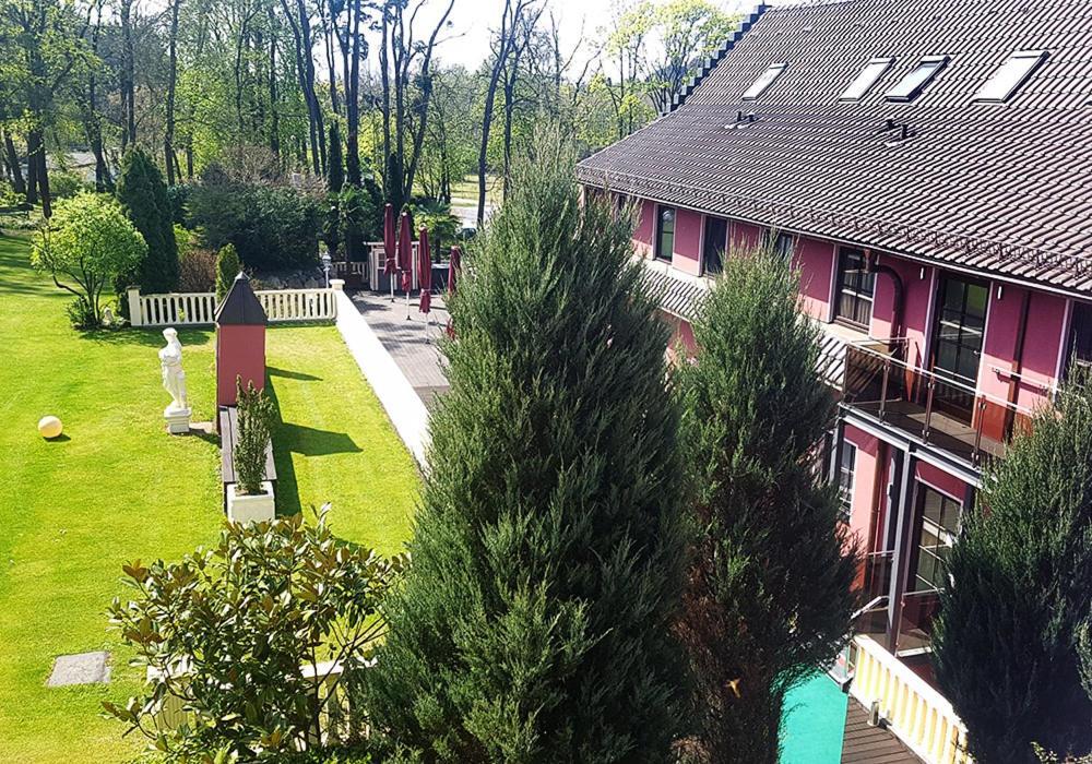 The Lakeside - Burghotel Zu Strausberg Esterno foto